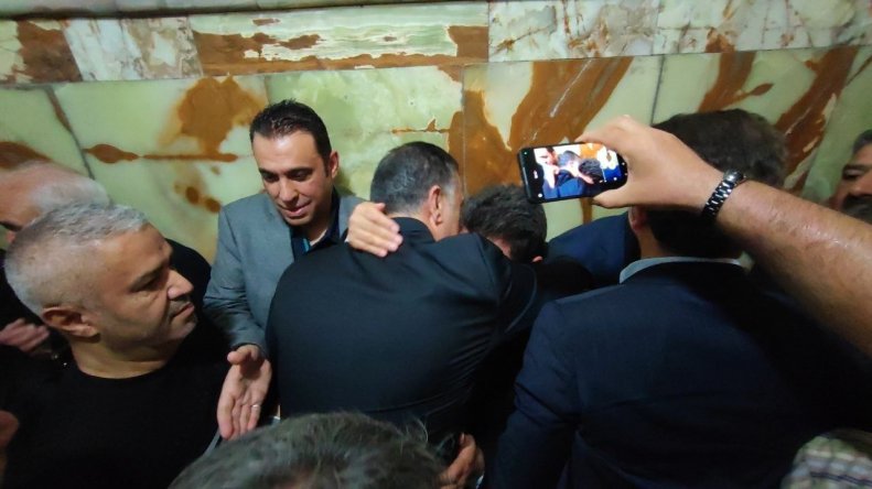 امیر قلعه نویی در آغوش علی دایی +عکس