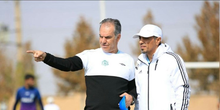 کمک داور بازی پرسپولیس را ۶ماه محروم کنید 