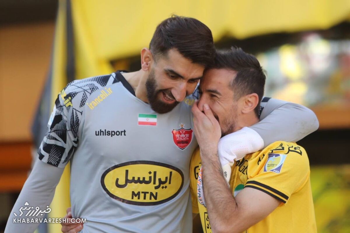 علیرضا بیرانوند پس از فسخ قرارداد با پرسپولیس مذاکراتی را با استقلال انجام داد تا در صورت رسیدن به توافق بتواند به این تیم بپیوندد.   این مسئله در این یکی دو روز حواشی زیادی ایجاد کرد اما حالا صحبت از این به میان آمده که احتمال حضور بیرانوند در استقلال کم