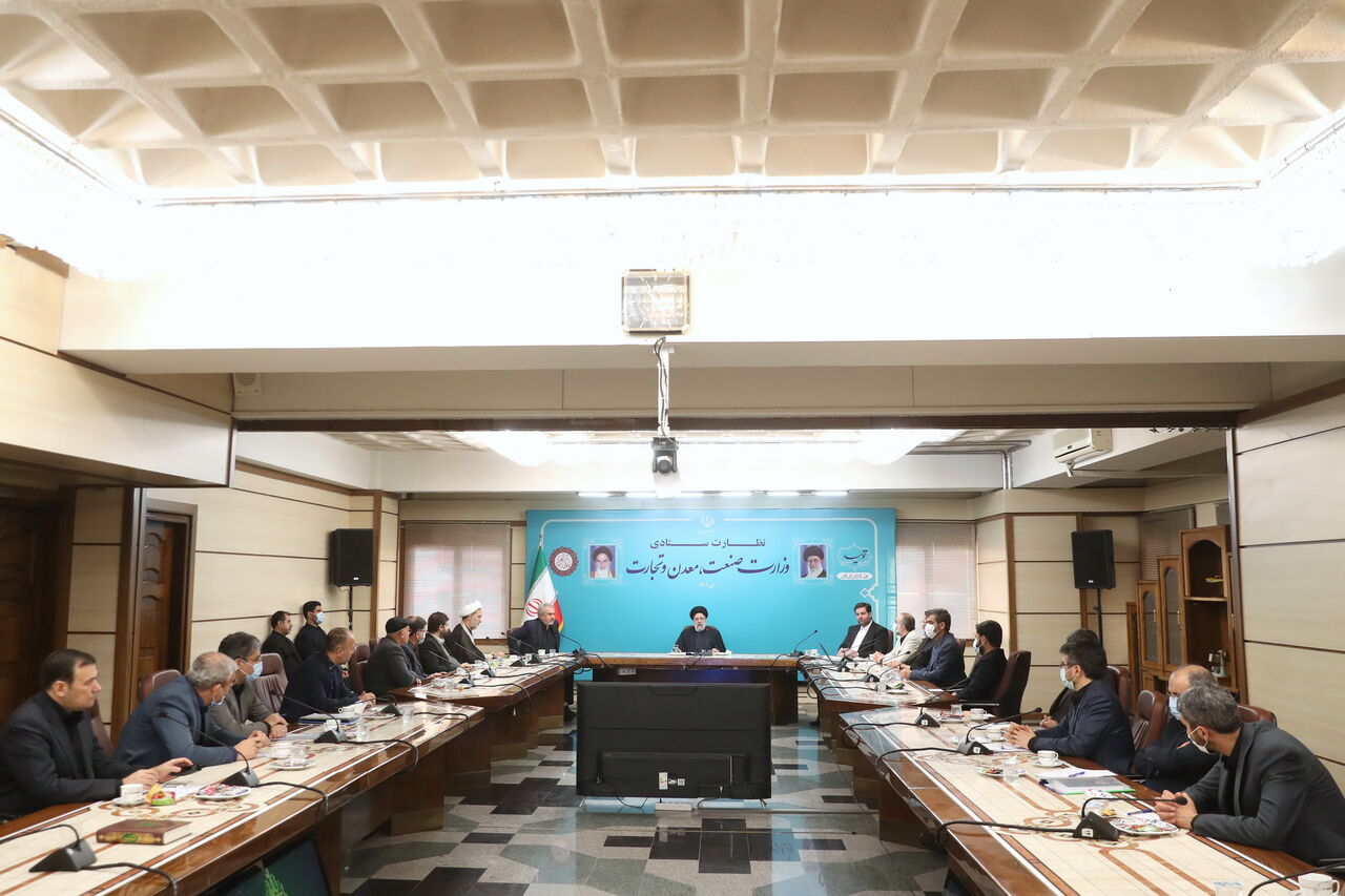 دلایل نوسان قیمت کالاها شفاف به مردم بیان شود