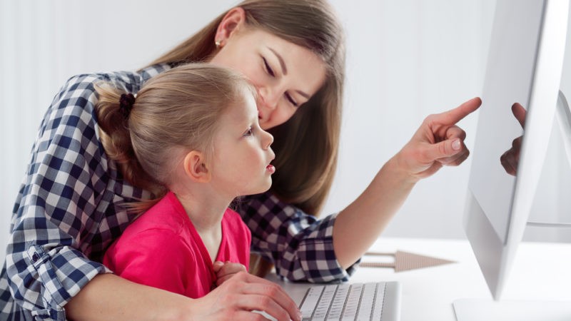 آیا آموزش پیش دبستانی در خانه امکان پذیر است؟
آیا آموزش پیش دبستانی در خانه امکان پذیر است؟