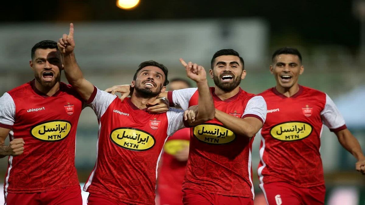 گل دوم پرسپولیس به هوادار +فیلم