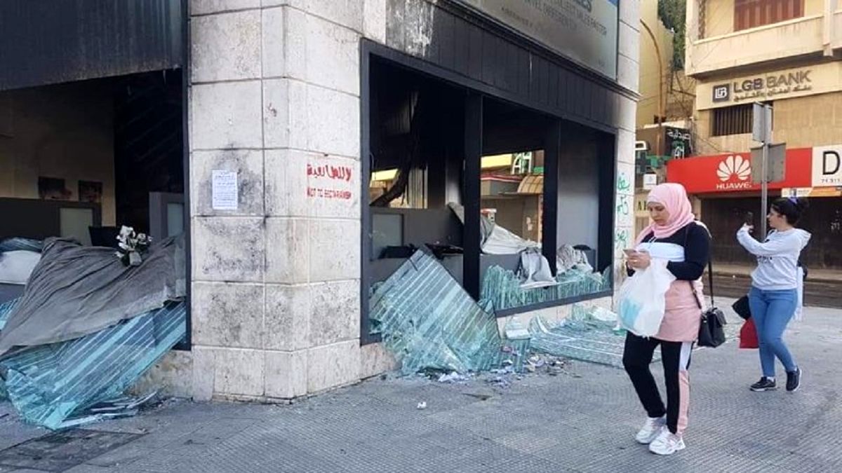 بالاگرفتن دور جدید اعتراضات در لبنان+ عکس
