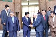 بازدید نخست وزیر ژاپن از موزه ملی ایران