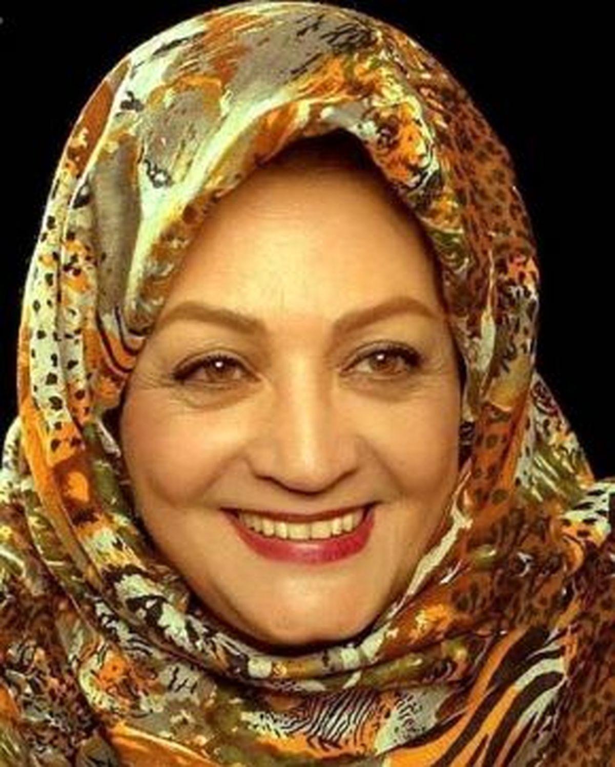 عکس قدیمی از بازیگران زن در کنار بانو شهلا ریاحی