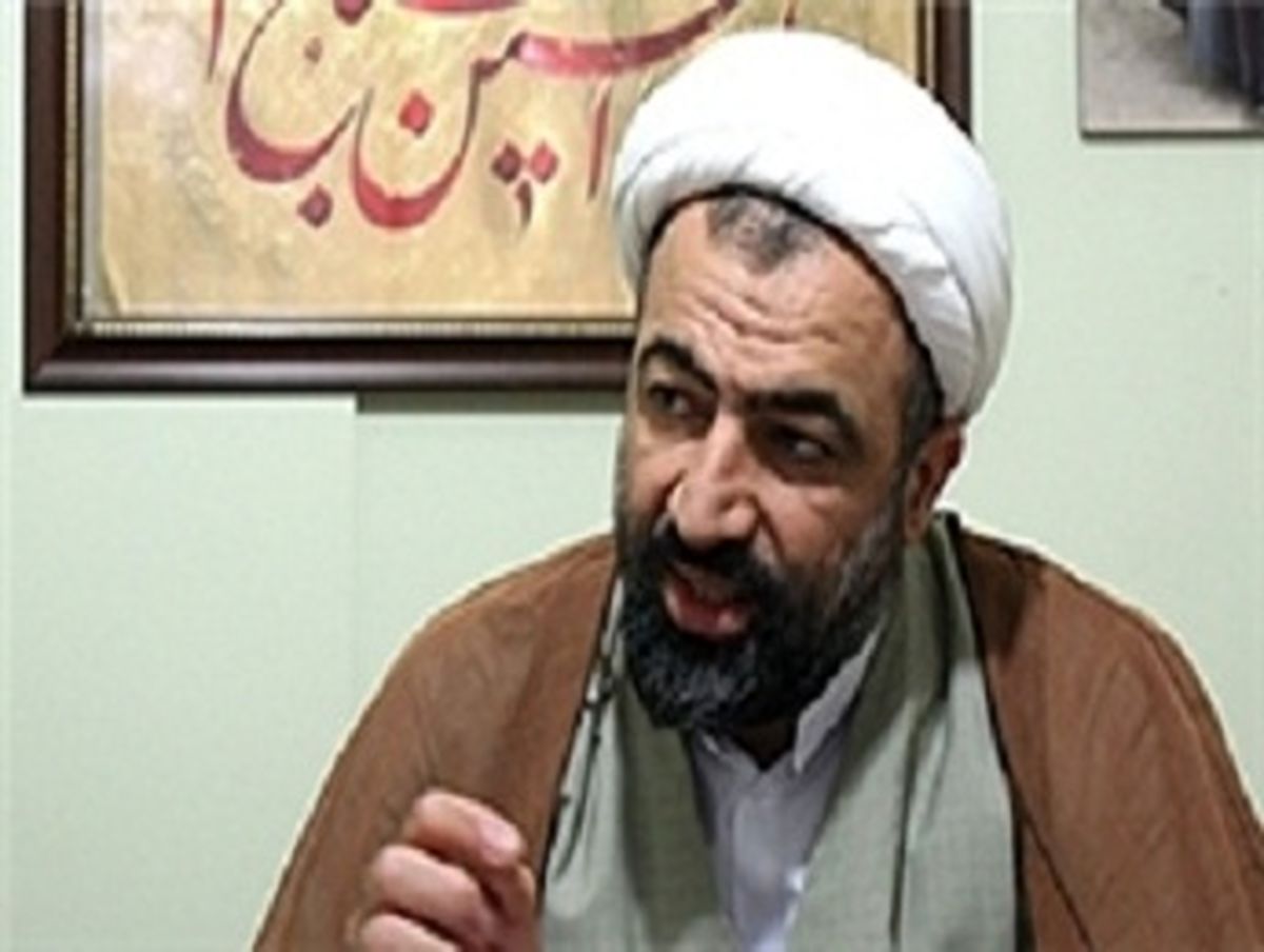 بازداشت " ذاکری " غیرقانونی است