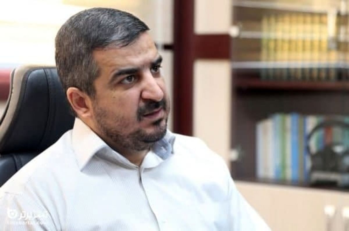 فیاضی با مسائل و چالشهای آموزش و پرورش به خوبی آشناست