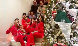 کریسمس خانوادگی رونالدو با کادوی جالب +عکس
