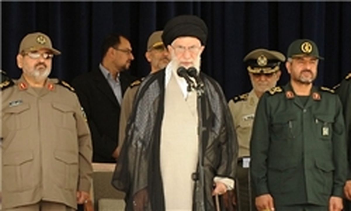 رهبر انقلاب: ایستادگی ملت ایران آمریکا را عصبانی کرده است
