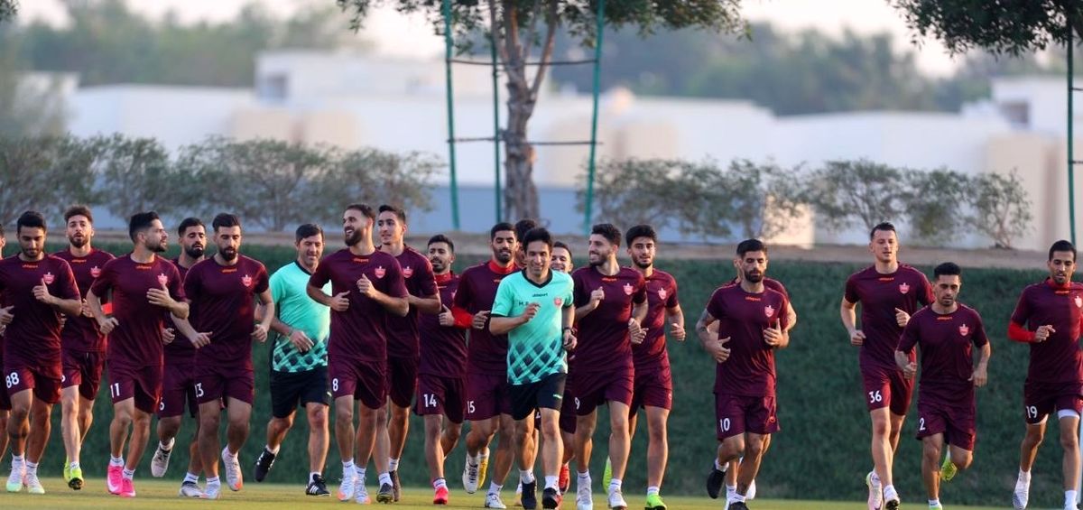 همه می‌خواهند پرسپولیس قهرمان شود