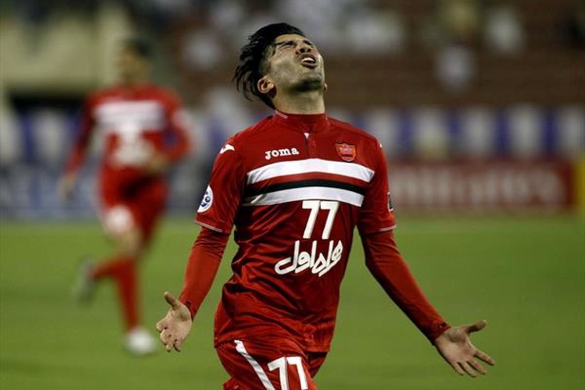 هافبک پرسپولیس مقابل استقلال خوزستان بازی می کند؟