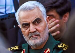 ماجرای انگشتری که شهید حاج قاسم سلیمانی به یک پزشک داد ماجرای انگشتری که شهید حاج قاسم سلیمانی به یک پزشک داد