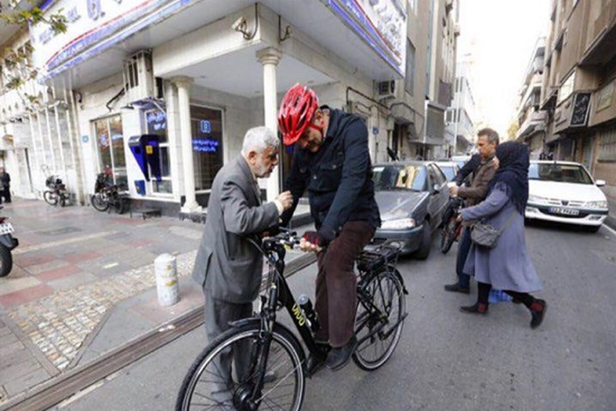 دوچرخه سواری مدیران رسانه‌ها با شهردار تهران