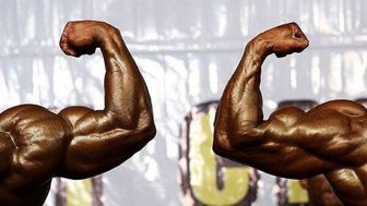 خطر بیخ گوش فدراسیون جهانی پرورش اندام
