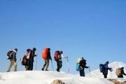 آثار سرمازدگی بر بدن کوهنوردان در ارتفاعات تهران +عکس