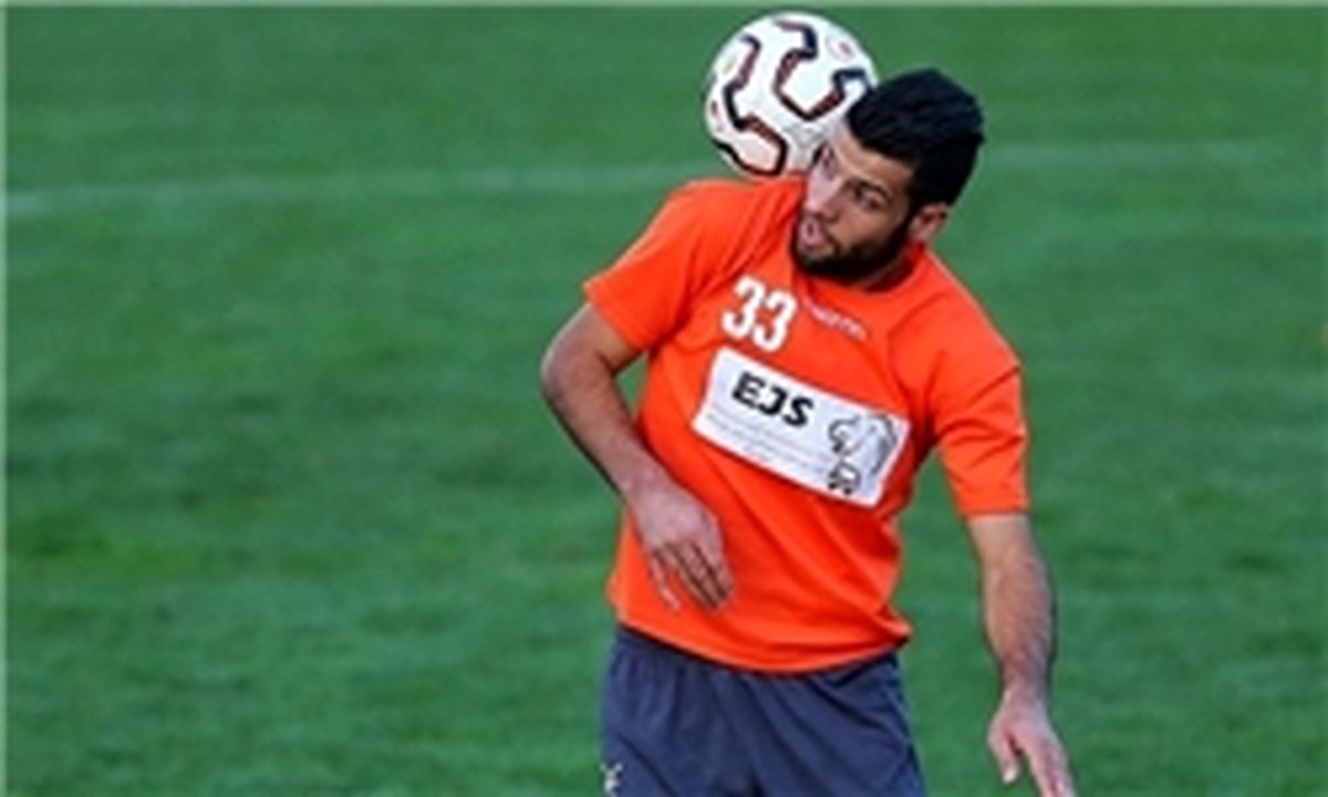 یک پرسپولیسی با راه آهن قرارداد بست