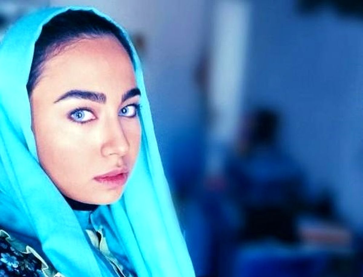 خانم بازیگر و زیورآلات عجیبش/ عکس