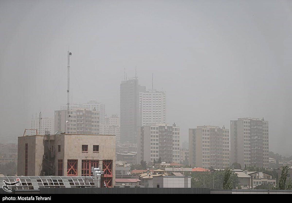 کارگران و کارمندان؛ قربانیان خاموش هوای سمی تهران