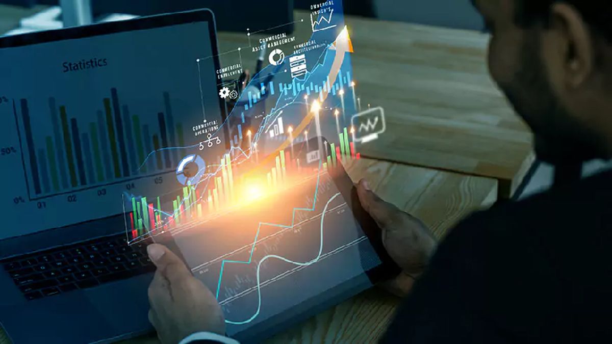 پیش بینی قیمت سهام در بورس / سهام بخریم یا صندوق سهامی؟
