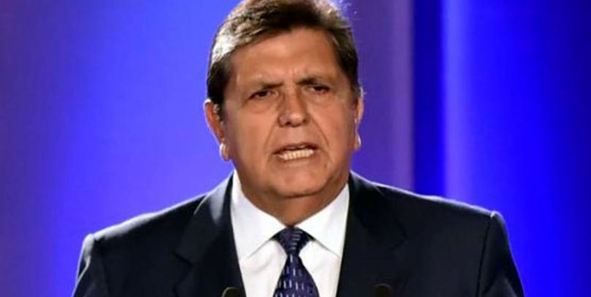 رئیس جمهور سابق پرو پس از خودکشی درگذشت