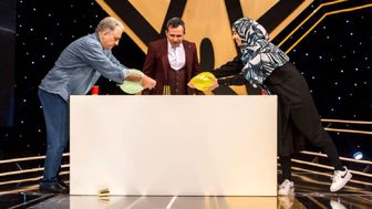 ایرج نوذری و دخترش میهمان«پنج ستاره» می‌شوند