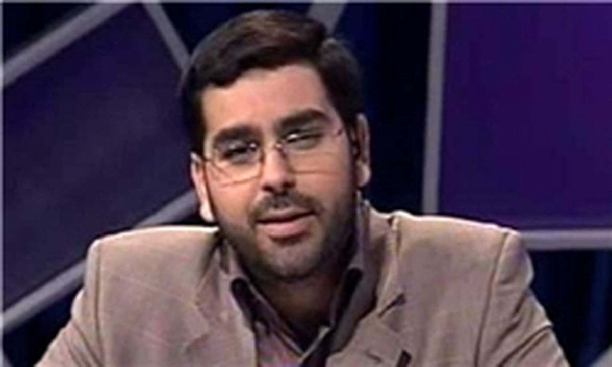 مجری مشهور و خانواده‌اش در حرم امام رضا(ع)/ عکس