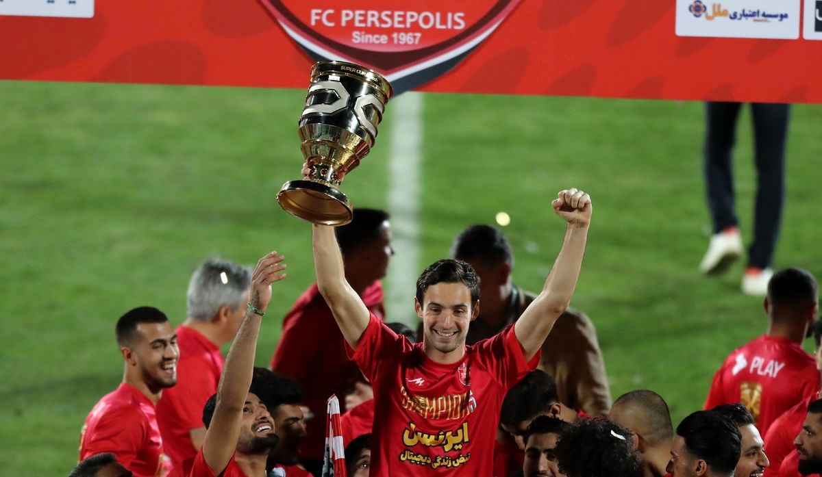 گولسیانی و روز خاص در پیراهن پرسپولیس
