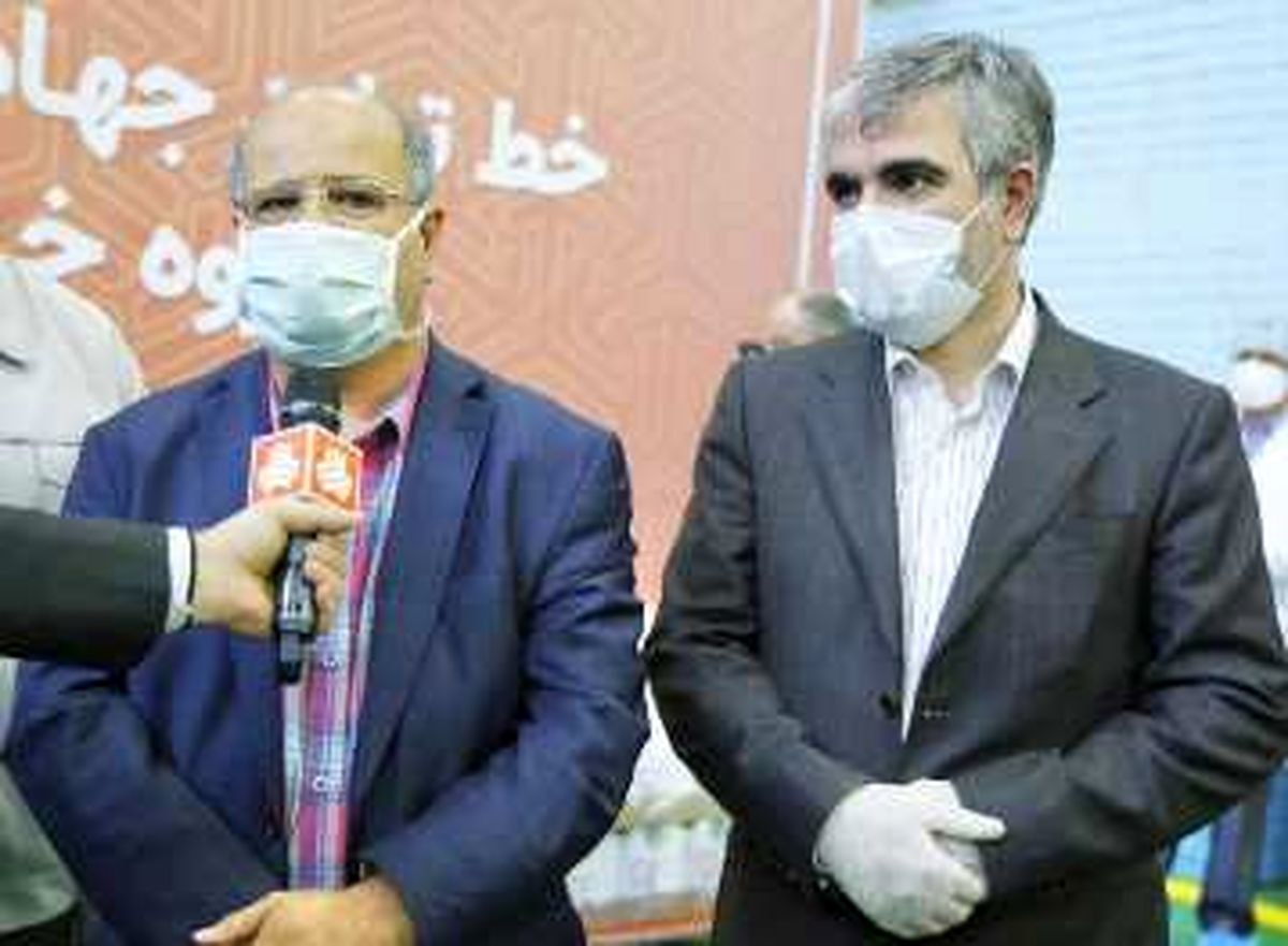 بازدید فرمانده ستاد مقابله با کرونا در تهران از خط تولید محلول ضدعفونی‌کننده سایپا