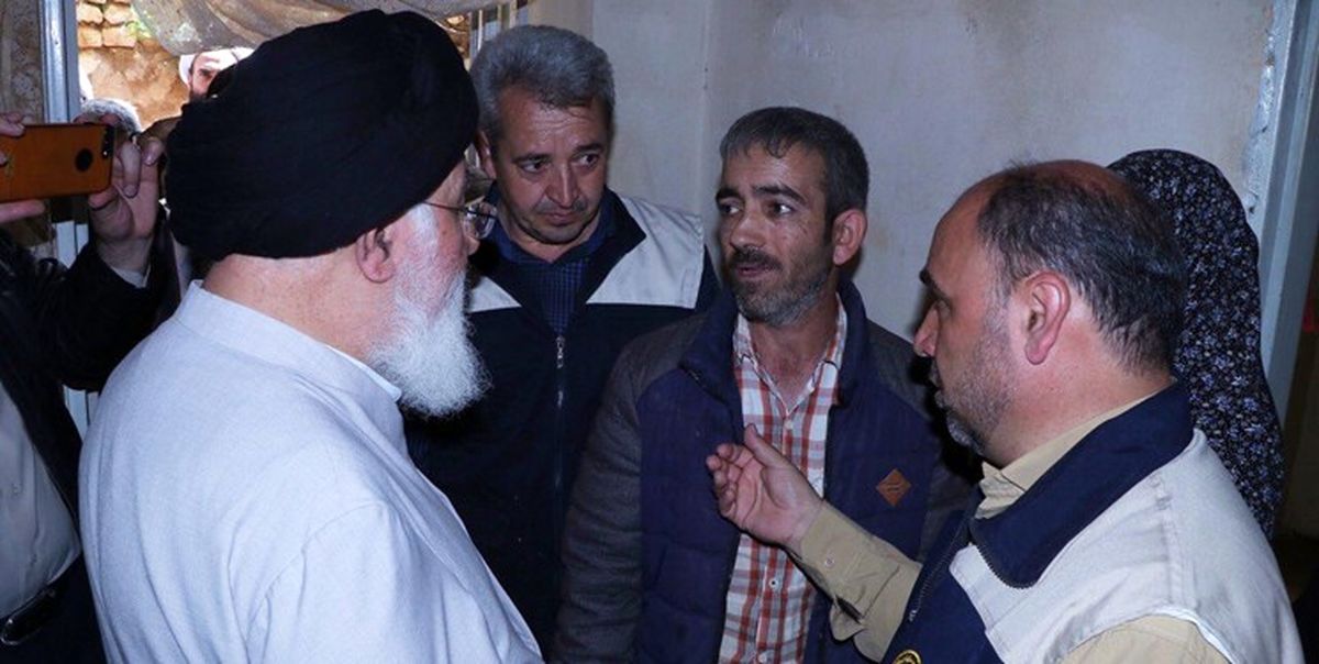 حضور آیت‌الله علم‌الهدی در مناطق سیل‌زده 