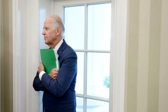 بایدن با هدف تنظیم بازار نفت به عربستان می رود