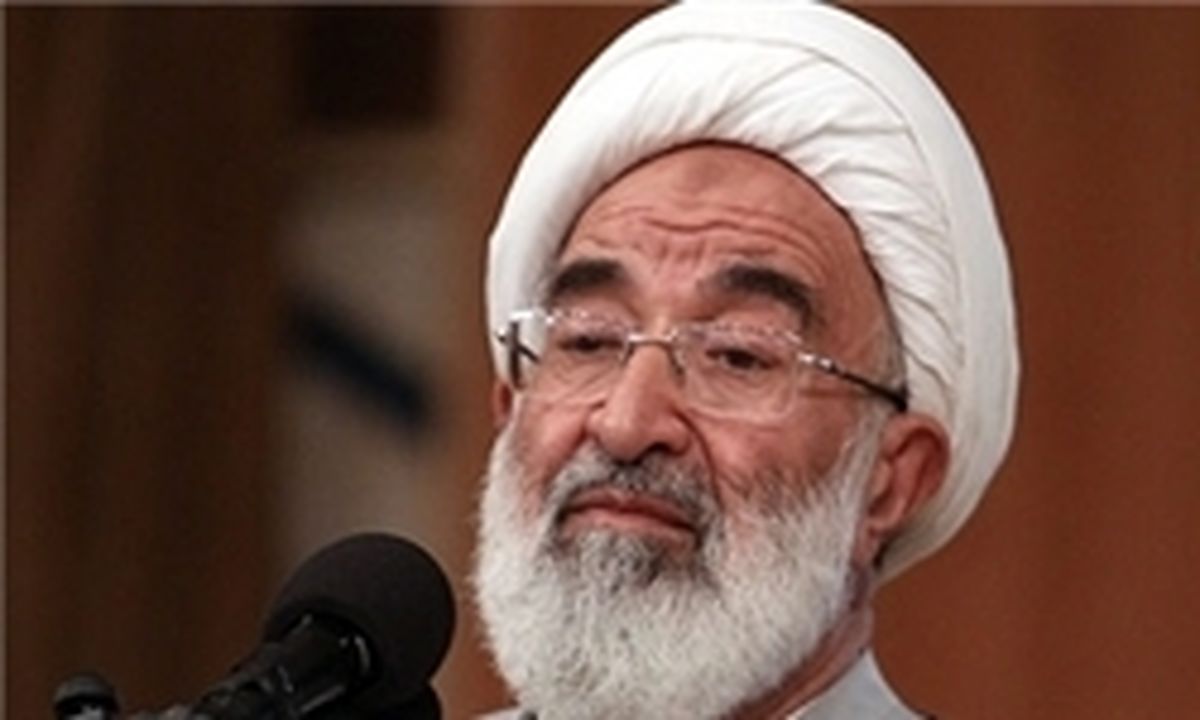 خطیب مشهور در لباس احرام + عکس