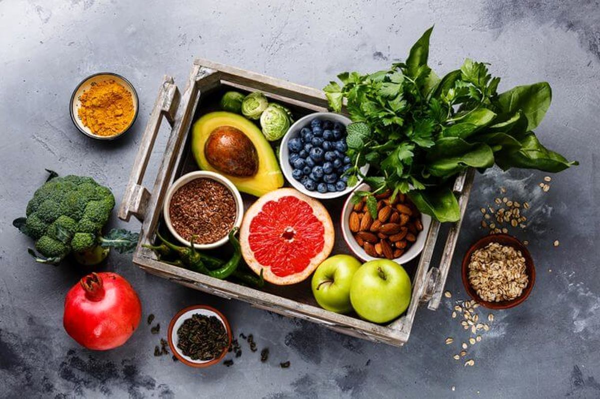  10ماده غذایی که نباید با شکم خالی بخورید 