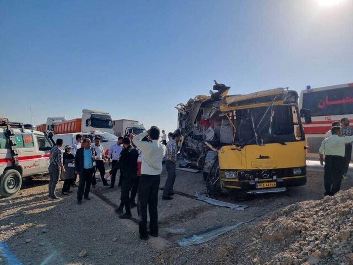 واژگونی اتوبوس دانشجویان در سمنان/2 نفر جان باختند