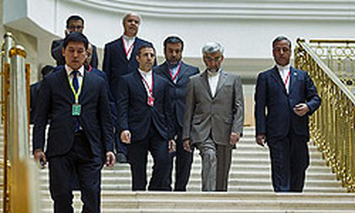تیم مذاکره کننده ایرانی وارد آلماتی شد