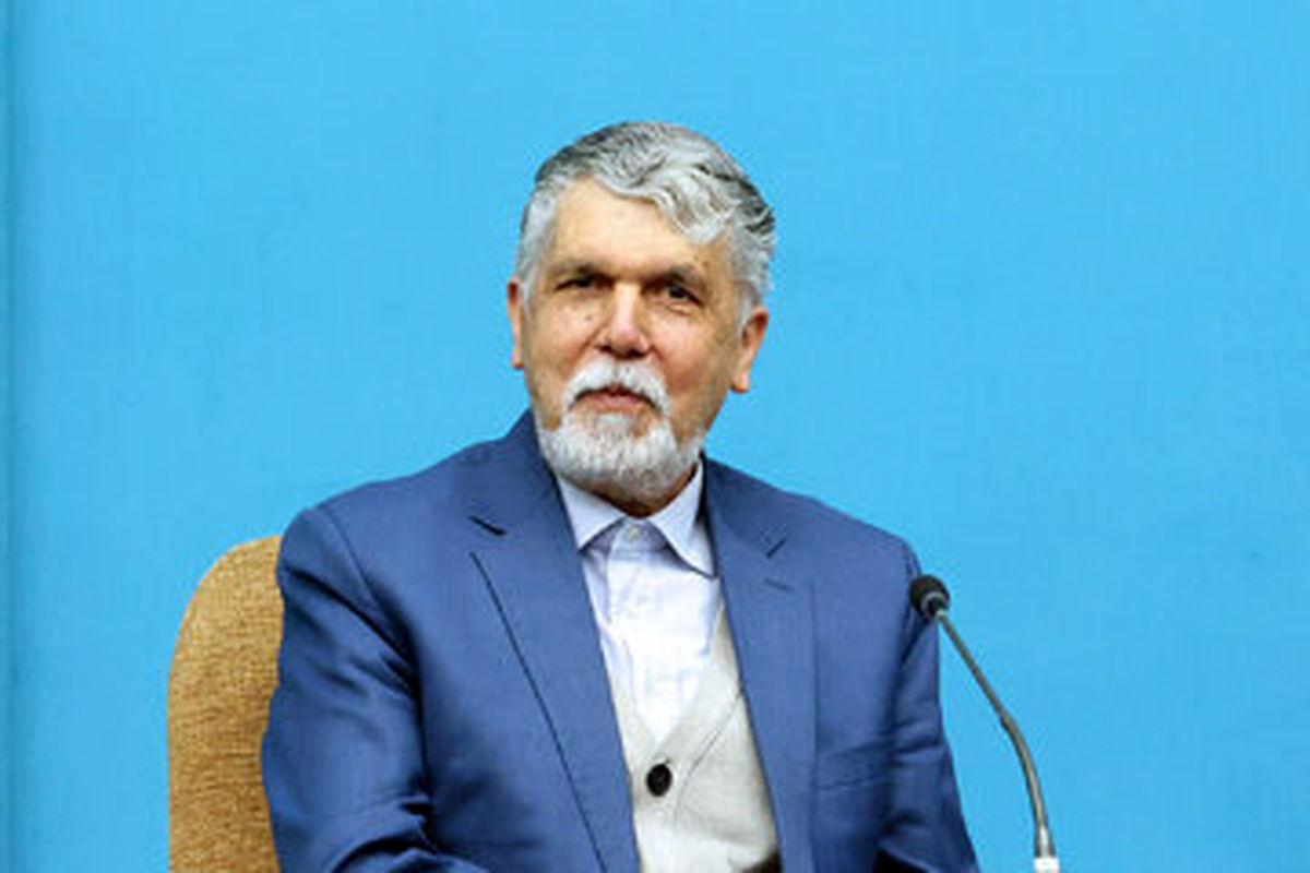 وزیر فرهنگ: میدان و دیپلماسی با اشراف رهبر معظم انقلاب یکپارچه خواهد ماند