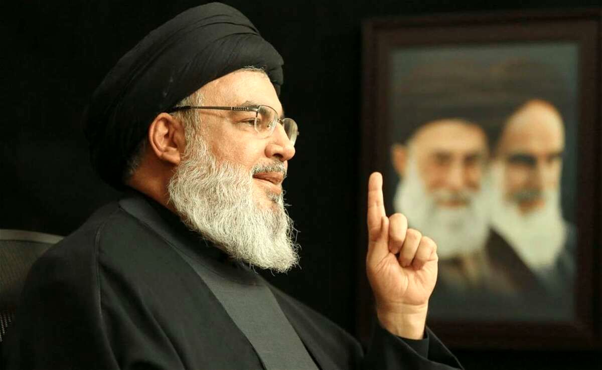  صدای شهید نصرالله رهبر مجاهدان جهان از رادیو شنیده می‌شود




