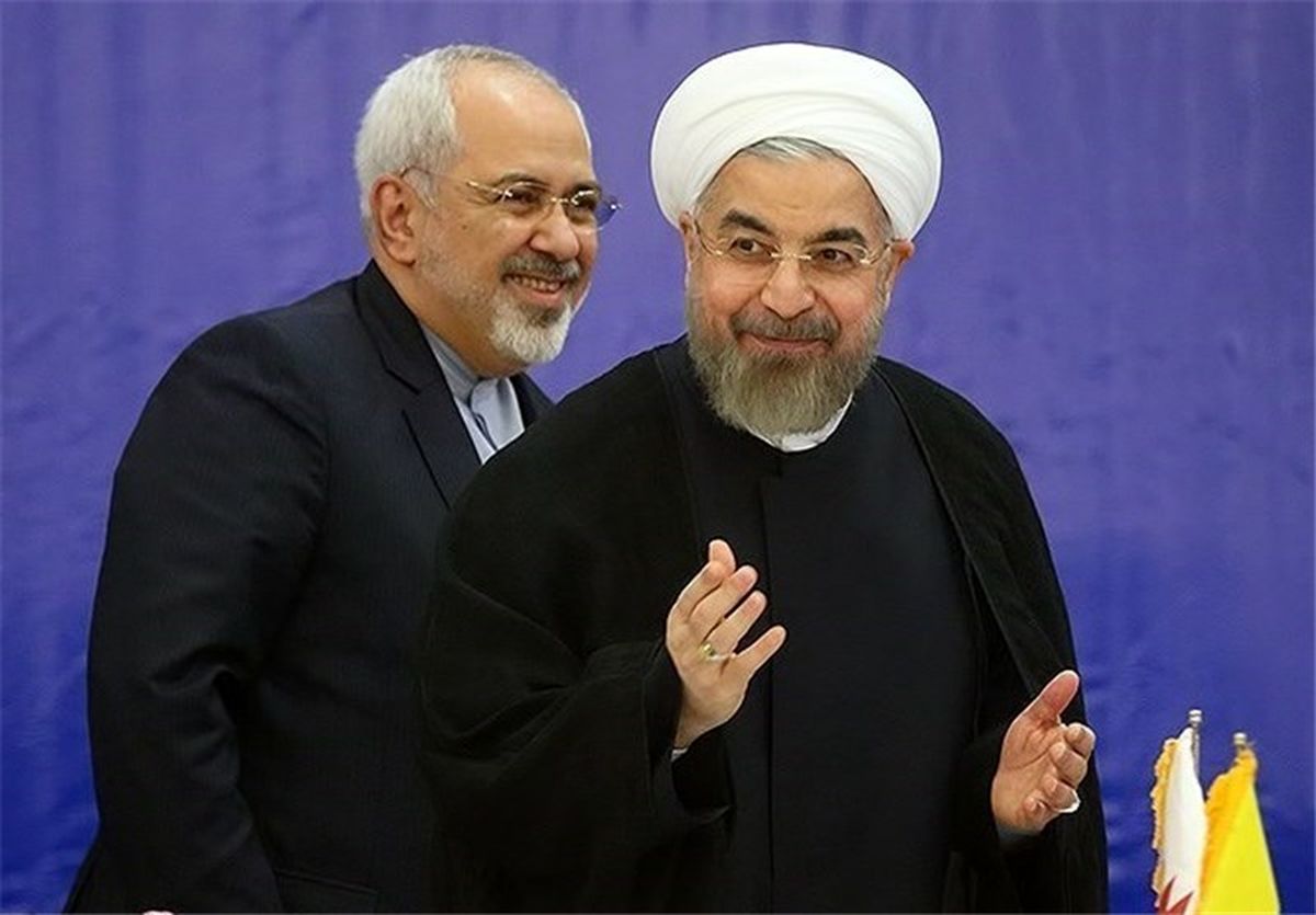 روحانی کتاب سفیر ظریف را بخواند و ظریف مکتوبات روحانی را!
