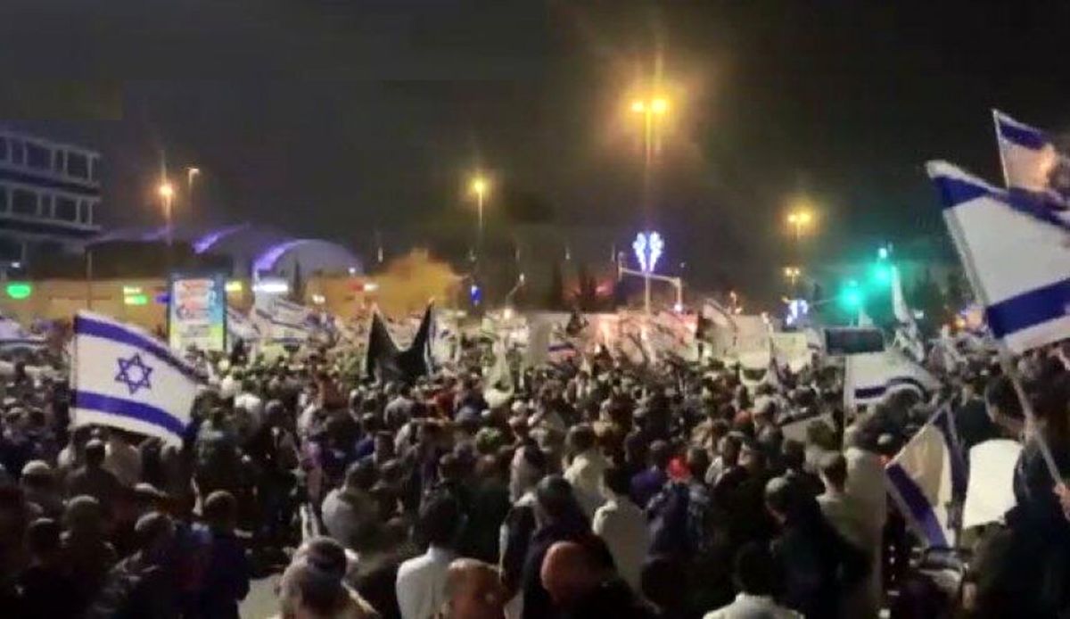 اسرائیل در آستانه جنگ داخلی