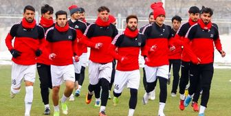 مقابل سپاهان، باید عزت تراکتور را برگردانیم 