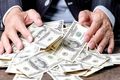 قیمت دلار و قیمت یورو امروز جمعه ۱ خرداد ۱۴۰۵ + جدول 