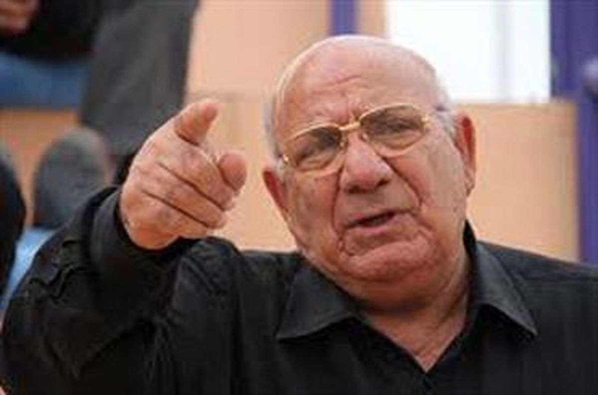 سرمربی سابق تیم ملی فوتبال ایران در بیمارستان بستری شد