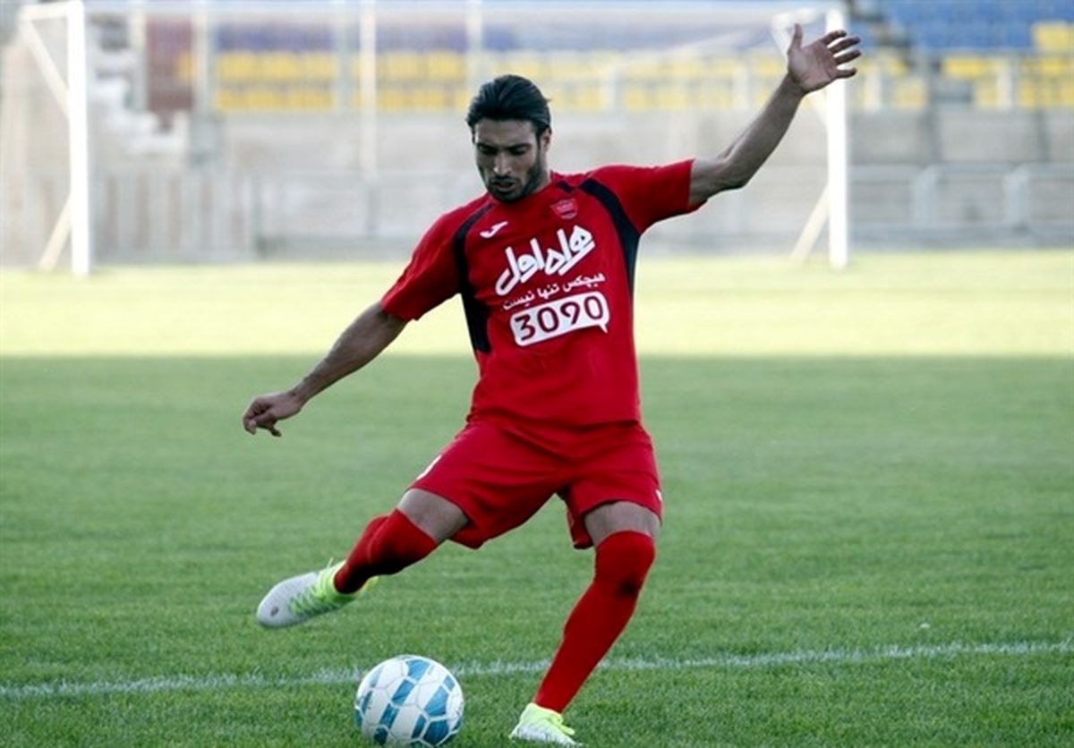 شجاع خلیل زاده با پرسپولیس تمدید کرد+عکس
