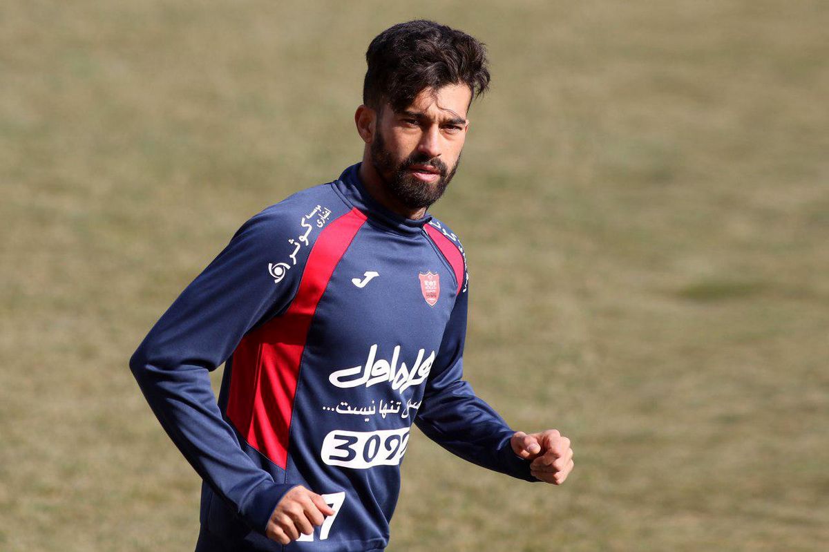 رامین رضاییان نیم فصل پرسپولیسی می شود؟
