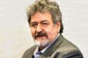 طاهری باید به کارش ادامه دهد ! 