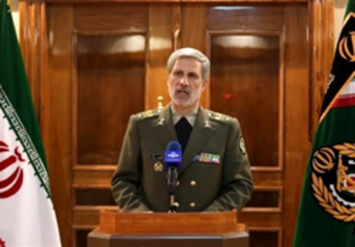 امیرحاتمی: می‌توانیم از تحریم‌ها عبور کنیم
