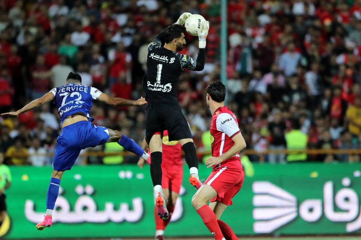  زمان بازی استقلال - پرسپولیس تغییر می کند؟
