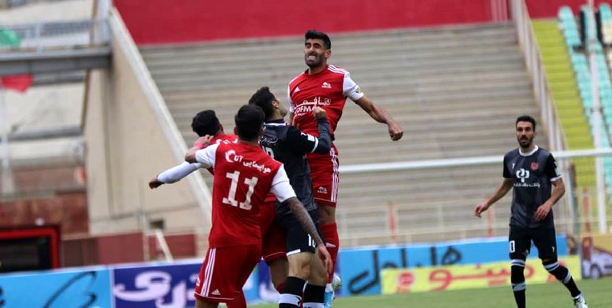 پرسپولیسی ها فوتبال مردانه ارائه می کنند
