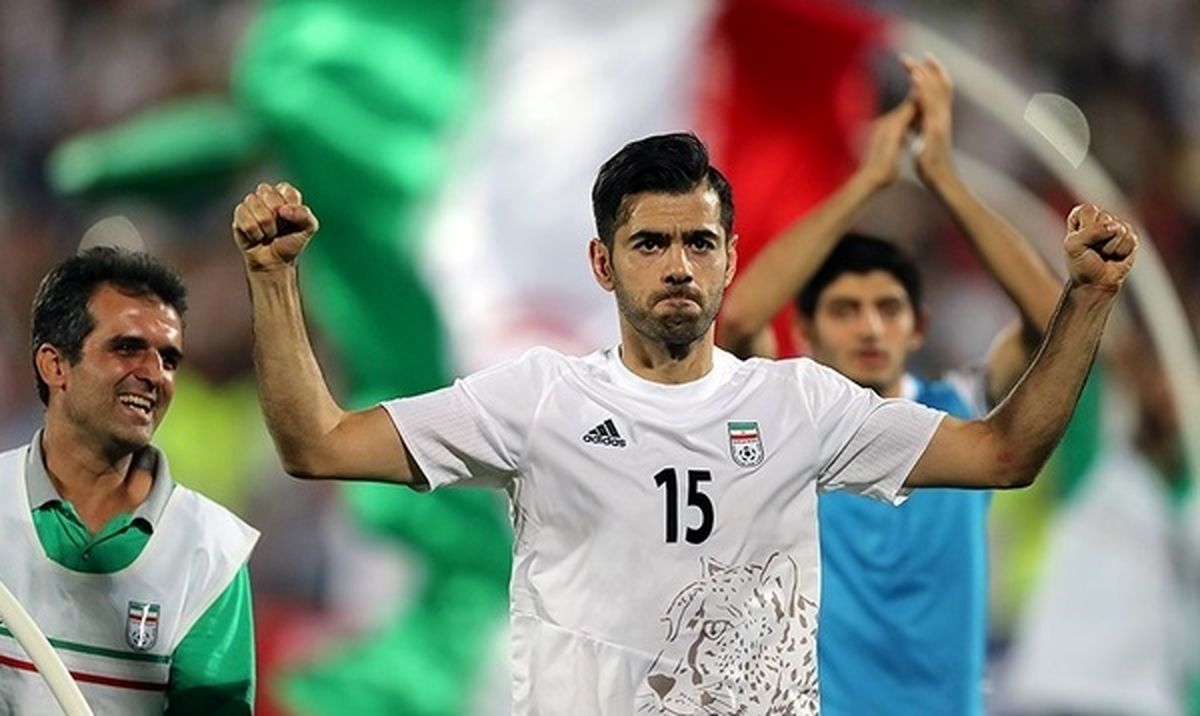 مدافع استقلال نظر کی روش را جلب می کند؟