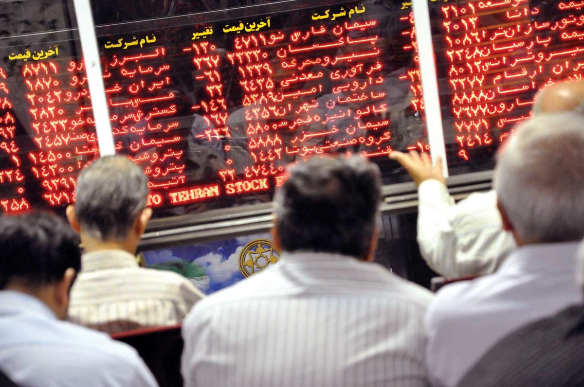 ادامه روند نزولی بازار سهام با شیب ملایم تا پایان امسال