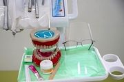 دستگیری دندانپزشک متقلب پس از ۷۰ بار قصور پزشکی